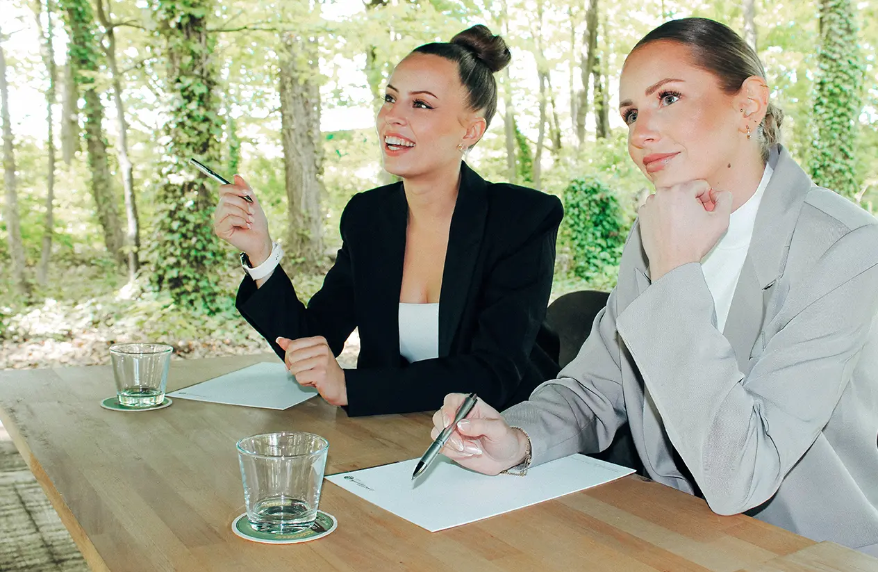 HSA-Tagungsrum-Businessfrauen